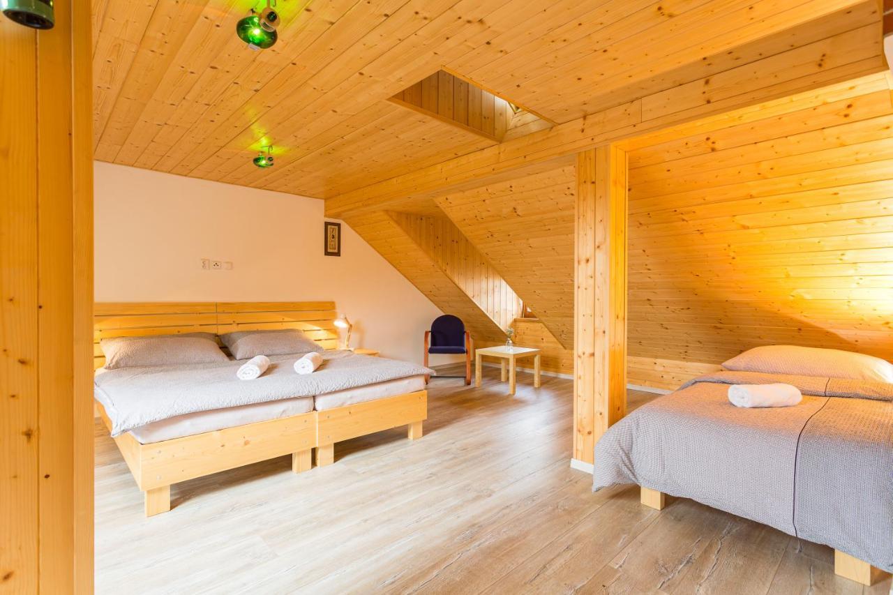 Vinný apartmán Rakovník Esterno foto