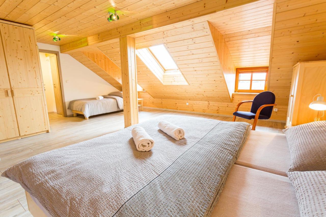 Vinný apartmán Rakovník Esterno foto