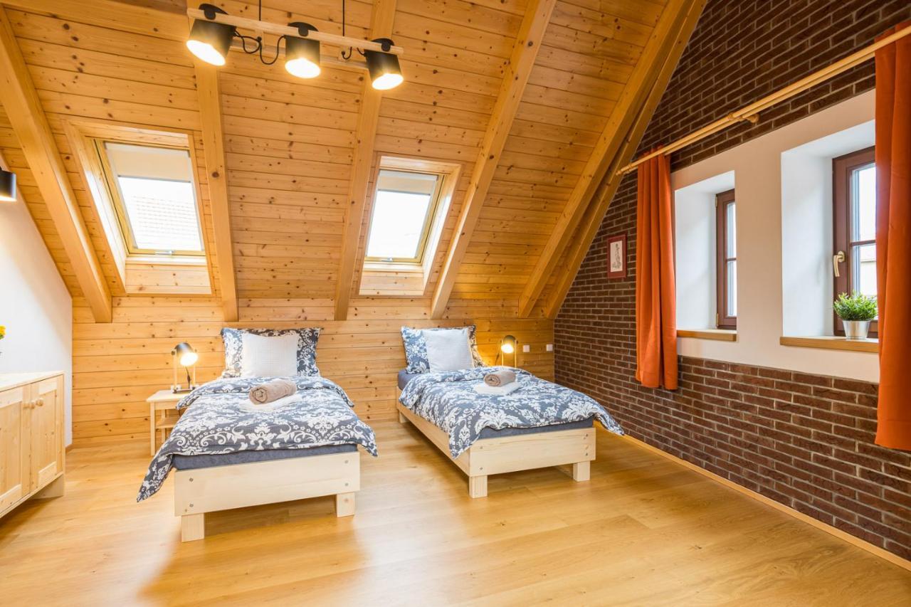 Vinný apartmán Rakovník Esterno foto
