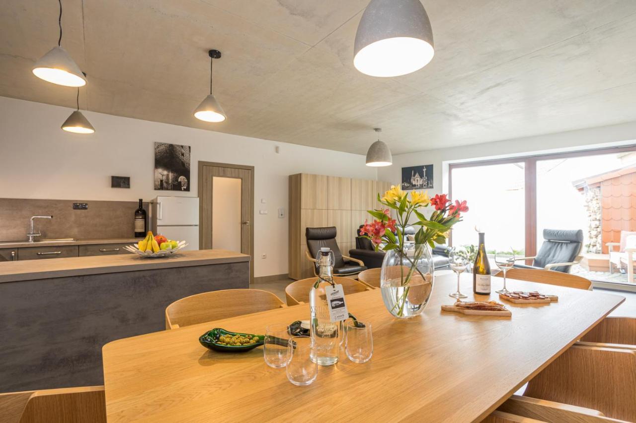 Vinný apartmán Rakovník Esterno foto